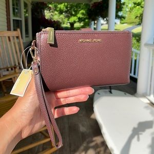 Michael Kors Leather Wristlet Wallet